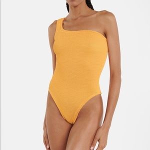 BNWT Hunza G Nancy One Shoulder Swimsuit in Orange